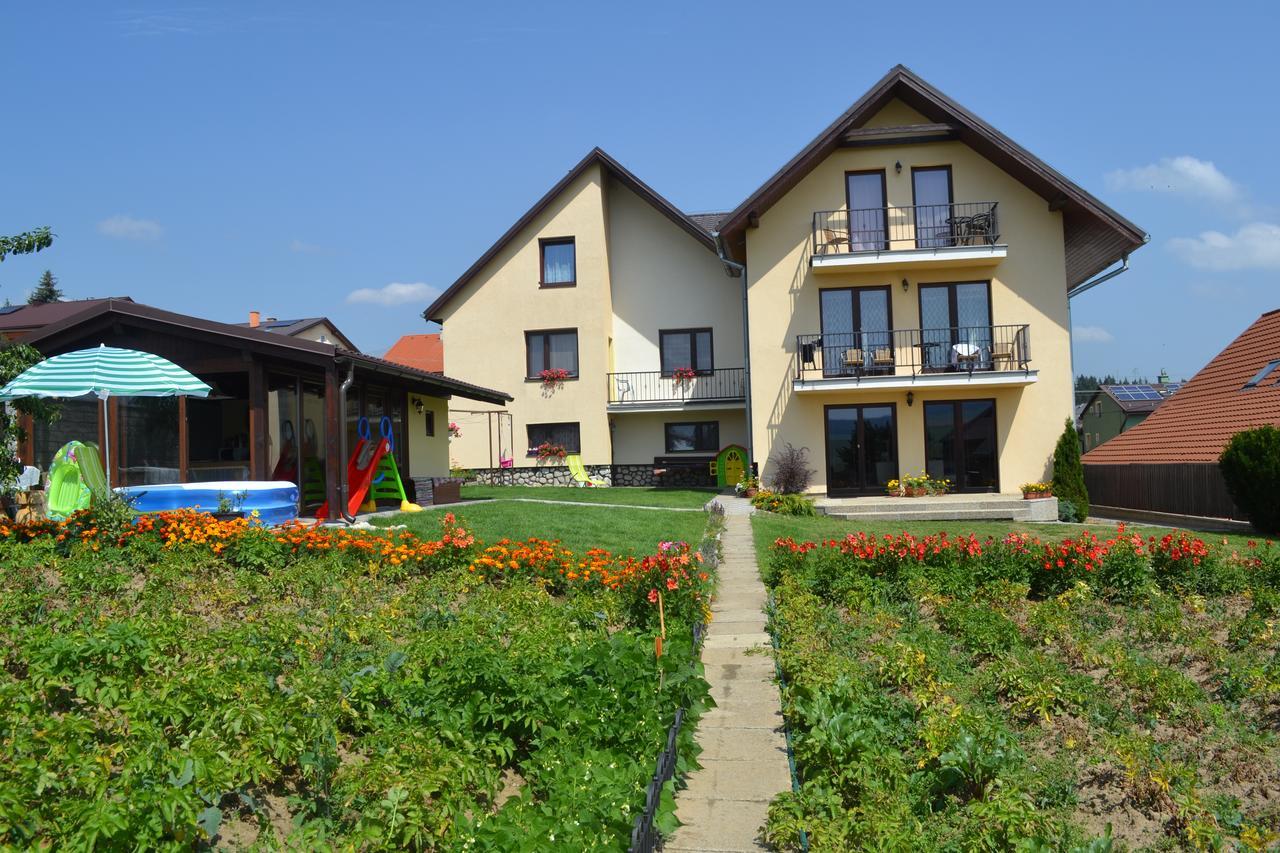 Hotel Privat Luptak Štrba Exterior foto